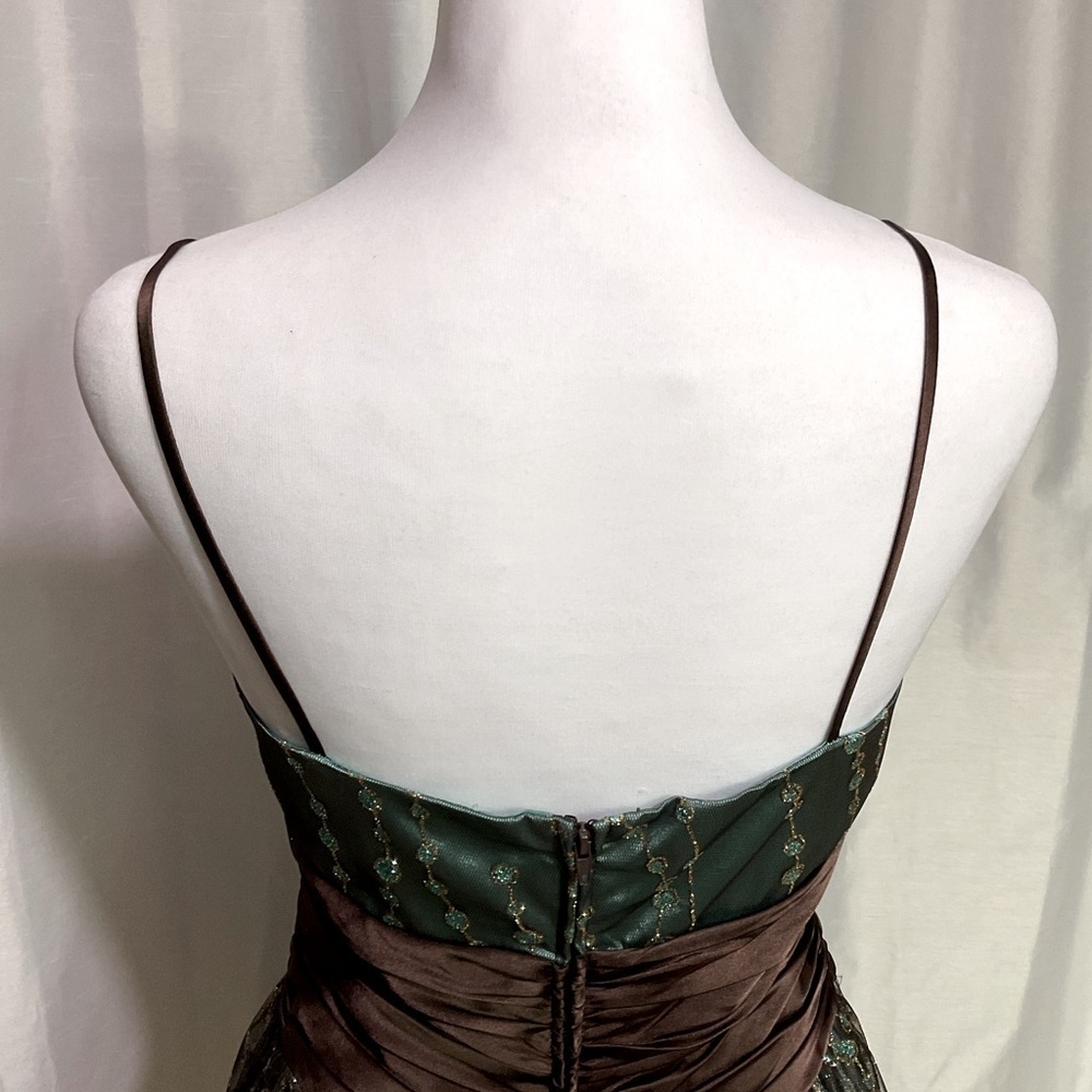 Morgan & Co. Vintage Y2K Formal Dress - Picture 8 of 16
